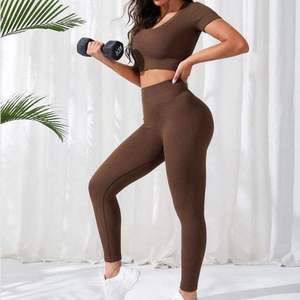 Conjunto de Yoga Sólido con Cuello en V, Sin Mangas, Leggings de Cintura Alta, Elásticos, Resistentes a las Arrugas y Transpirables - Product Image 2