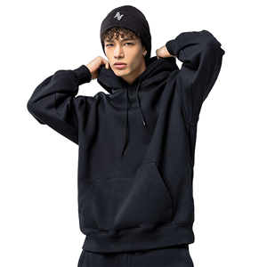 Sudadera con capucha Noir Comfort para hombre, estilo urbano completamente negro, cómoda y holgada con un acabado impecable. Proveedor ODM de sudaderas con capucha. - Product Image 1