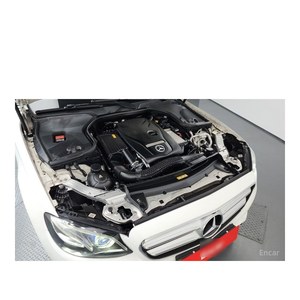 Mercedes-Benz E-Class E300 4MATIC Avantgarde June 2019 Model 107,093 km Automatic Gearbox Leather Seats Rear Camera Left - Product Image 6