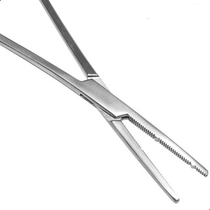 ที่จับเข็มผ่าตัดขนาดเล็กแบบแมนนวล รุ่นพรีเมียม Heaney TC ขนาด 24 ซม. ทำจากเหล็กกล้าผ่าตัด พร้อมที่หนีบเย็บผ่าตัด และหัวจับทำจากทังสเตนคาร์ไบด์ - Product Image 3