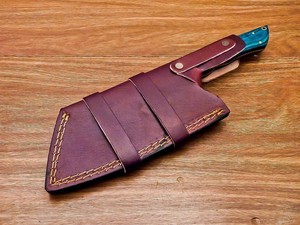 Couteau de chef artisanal personnalisé en acier Damas, manche en bois et corne, écologique, ambidextre, avec étui en cuir - Product Image 5