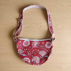 Sac à bandoulière rond matelassé à fleurs bohèmes pour femmes avec fermeture à glissière, tissu en coton écologique, sacs à bandoulière rouges, sac à main tendance pour femmes - Product Image 1