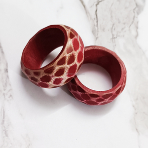 Anneaux de serviette en bois naturel avec motif floral blanc, accessoires de table bohèmes pour les occasions festives - Product Image 4