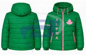 อัลฟ่า |   คาปา |   เสื้อแจ็คเก็ตพัฟเฟอร์มีฮู้ด Alpha Sorority สำหรับผู้หญิง แจ็คเก็ตวาร์ซิตี้แบบควิลท์ ปักลาย 1908 แจ็คเก็ตฤดูหนาวบุฉนวนอุ่น - Product Image 3