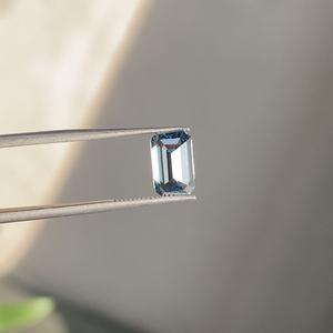 OM GEMS Hermoso Diamante Azul de Laboratorio de Corte Esmeralda de Color Azul Profundo de 1.05 Ct, Diamante Azul Suelto Cultivado en Laboratorio, Diamante Azul Suelto IGI VS1 Relleno - Product Image 6