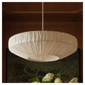 Lampe suspendue moderne en tissu plissé de style nordique, luminaire suspendu japonais Wabi-Sabi en forme de cocon, lanterne en soie en forme de diamant, lustre à vendre - Product Image 4