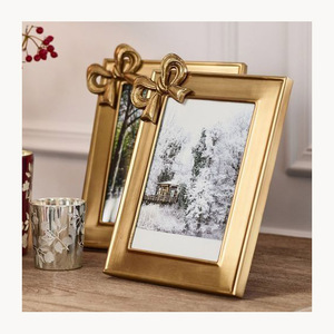 Cadre photo en métal antique, cadre photo décoratif de luxe avec nœud, design personnalisé élégant, nouveau design, cadeau pour la maison - Product Image 1