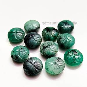 Esmeralda natural tallada en forma de flor circular de 11 mm, gema tallada a mano para la fabricación de joyas, precio al por mayor, piedra suelta a granel. - Product Image 3