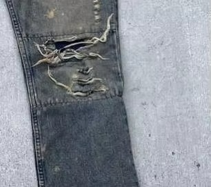 Jeans en denim pour hommes 2026 de haute qualité, coupe évasée, déchirés et usés, style streetwear hip-hop Y2K, délavage vintage, OEM ODM, en coton - Product Image 3