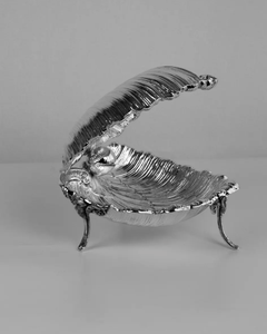 Oferta Especial: Plato de Caviar de Ostra con Bisagras, Bañado en Plata Antigua, con Patas y Centro de Perlas Plateadas, Venta al por Mayor para Proveedores - Product Image 6