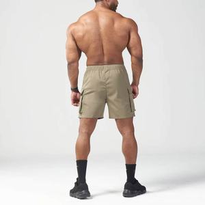 Pantalones Cortos Deportivos Personalizados de Moda con Cintura Ajustable y Bolsillos Tipo Cargo - Product Image 5