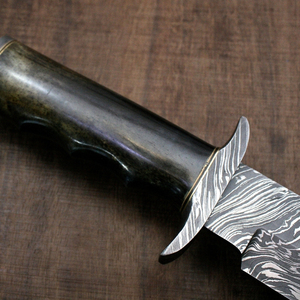 Couteau de chasse à lame fixe personnalisé, équipement de survie en plein air, équipement de camping, construction robuste et durable, OEM ODM en gros - Product Image 3
