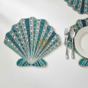 NOORIMS AKBAR HANDICRAFTS Manteles Individuales de Lujo de Tela Satinada con Cuentas, Hechos a Mano y Personalizables para Hoteles, Restaurantes y Compradores al por Mayor - Product Image 1