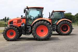 Tracteur Kubota 4x4 d'occasion en gros pour usage agricole, transmission automatique, moteur longue durée, disponible en stock, prix réduits - Product Image 6