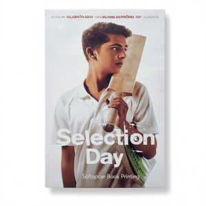 Selección del día por el autor Aravind Adiga, impresión de libros de tapa blanda personalizados - Product Image 1