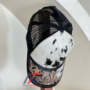 Gorra Trucker de Cuero Vacuno Genuino Personalizada, Gorra con Diseño Floral Hecho a Mano, Unisex, Ajustable, con Cierre a Presión, Visera de Malla, Gorra para Exteriores - Product Image 1