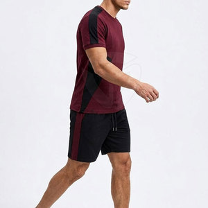 Ensemble t-shirt et short pour homme, coupe décontractée, conçu avec un tissu doux pour la maison, les sorties décontractées, la mode estivale - Product Image 4
