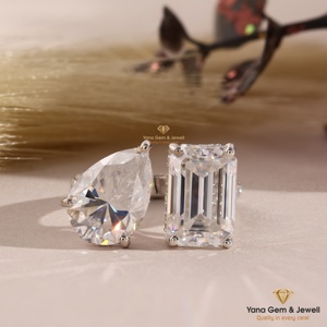 Bague de fiançailles en or massif 14 carats avec diamant CVD cultivé en laboratoire, taille poire et émeraude, 9,00 carats, couleur F, clarté VVS2, Toi et Moi, certifiée IGI - Product Image 1