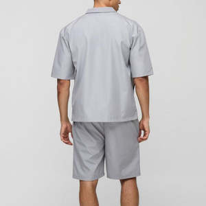 Ensemble 2 pièces homme col zippé personnalisé de haute qualité, t-shirt à manches courtes et short imprimé uni pour l'été - Product Image 2