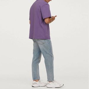 Fabricante y Proveedor OEM de Camisetas Personalizadas al por Mayor, 100% Algodón, Tela Jersey Suave, Marca Privada, Producción de Ropa Personalizada al por Mayor - Product Image 4