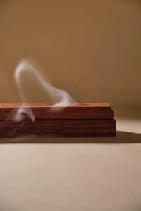 Quemador de Bakhoor de Madera de Lujo Hecho a Mano para Aromaterapia y Meditación, con Tapa de Corte Geométrico, Estilo Antiguo, Porta Incienso Oud - Product Image 5