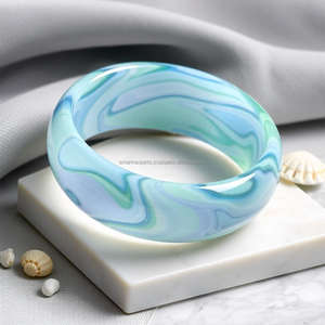 กำไลเรซิ่นลายท้องฟ้าในฝันทำด้วยมือสำหรับผู้หญิงดีไซน์แบบหมุนสีน้ำเงินสีขาวสง่างามน้ำหนักเบาเครื่องประดับในชีวิตประจำวัน - Product Image 1
