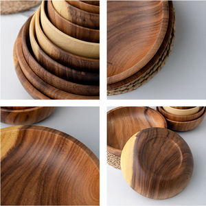 Plato de madera para frutas disponible en todos los tipos de madera. Se utilizan para exhibir productos frescos, guardar refrigerios o como un elemento decorativo. - Product Image 3