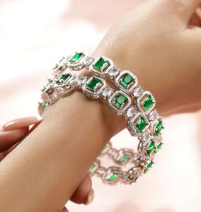 ชุดกำไลข้อมือชุบทอง 24K สำหรับผู้หญิง ประดับด้วยพลอยสีเขียวทรงเหลี่ยม ดีไซน์เรขาคณิต สไตล์คลาสสิก แบบฝังกรงเล็บ - Product Image 1