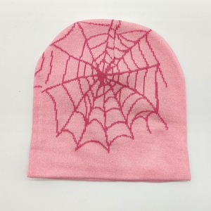 Gorro de punto personalizado de EE. UU. asequible, estilo urbano, para invierno, negro, rojo, con logo, aspecto premium, económico. - Product Image 6