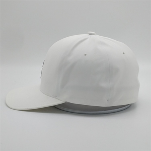 Gorra de Béisbol Deportiva de 6 Paneles, Blanca, de Secado Rápido, Ajustada, con Logo Personalizado al por Mayor, de Alta Calidad, con Parte Trasera Cerrada y Sin Costuras - Product Image 3