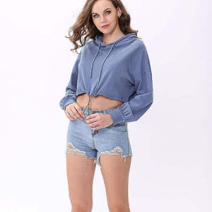 Sudadera con capucha corta para mujer, personalizada al por mayor con logo, de forro polar suave, estilo oversize, con cordón ajustable - Product Image 2