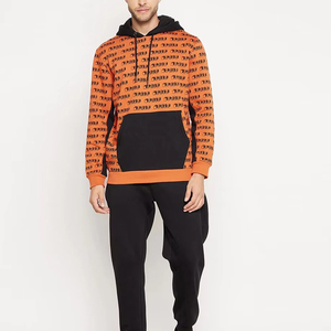 ชุดเซ็ตเสื้อฮู้ดและกางเกงวอร์มผ้าฟลีซพิมพ์ลายโลโก้ 3 มิติแบบนูน สไตล์ลำลองสตรีทแวร์สำหรับผู้ชาย  รับผลิตตามแบบ OEM - Product Image 1