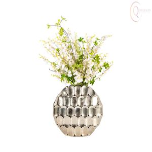 Modern Metal Tabletop <b>Vase</b> for Living Room Bedroom and Office Decor with Sleek Finish and Strong Structure - Product Image 2