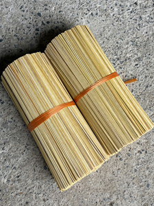Bâtonnets d'encens en bambou GMEX JSC du Vietnam, 38 cm, 2,5 mm, pour usage religieux, qualité durable et stable, première couche, encens toutes saisons - Product Image 1