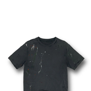 เสื้อยืดคอกลมแขนสั้นสีดำล้างสีสำหรับผู้ชาย พิมพ์ลายสาดสีสไตล์สตรีท - Product Image 2