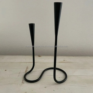 Fabriqué à la main en fer forgé 2 bougeoirs longue poignée conception de tourbillon rustique pour la décoration de Noël à la maison autres présentoirs de bougies - Product Image 2