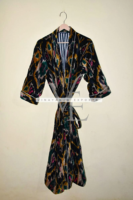 Nouvelle Arrivée Robe Kimono en Velours Ikat Respirant et Écologique, Motif Multicolore Tricoté Délicat, Longue et Décontractée pour Adultes – Idéale pour l'Été
