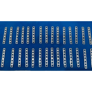 Petite plaque DCP à 7 trous de 3,5 mm en acier inoxydable, lot de 30 implants orthopédiques - Product Image 2