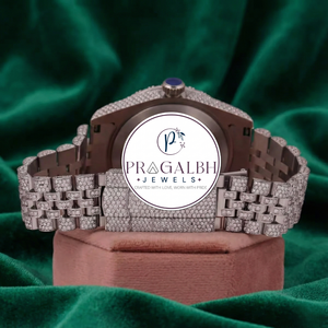 นาฬิกาข้อมือผู้ชาย Pragalbh Jewels ประดับเพชรเต็มหน้าปัด หรูหรา สายสแตนเลสสตีล  หน้าปัดโมอิสซาไนต์ ระบบควอตซ์ - Product Image 4