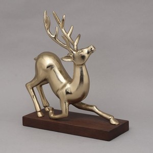Par de renos de metal plateado para Navidad, figuras de renos de pie, estatuas rústicas de alces con astas, decoración de mesa - Product Image 4
