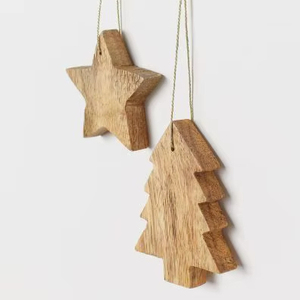 Adorno Colgante de Madera de Alta Calidad con Acabado Liso para Decoración de Árboles y Uso como Regalo - Product Image 1
