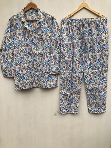 Conjunto de Pijama de Manga Larga para Mujer, Estampado Personalizado de Bosque y Animales, 100% Algodón Blanco, Cómodo para Dormir, Precio al por Mayor - Product Image 6