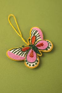 Adorno de Mariposa con Cuentas Hecho a Mano, Rosa, Verde, Rojo, Decoración Colgante para Interiores, Decoración Festiva para Días Festivos - Product Image 1