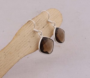 Boucles d'oreilles en quartz fumé en gros, en argent sterling 925, avec pierres précieuses taillées en coussin facetté, fabriquées à la main, cristal brun - Product Image 2
