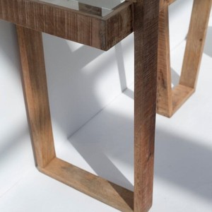 โต๊ะคอนโซลไม้ Vandana Lunaris Solace พร้อมท็อปกระจก ดีไซน์ทันสมัยตกแต่งด้วยไม้เนื้อแข็ง - Product Image 4