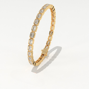 Pulsera Aarinya para Mujer, Moderna, con Diamante Cultivado en Laboratorio, Oro 9K, Corte Esmeralda, Certificado IGI, Bisel Escultural, para Uso Diario - Product Image 3