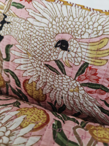 กระเป๋าเครื่องสำอางผ้าฝ้ายพิมพ์ลายดอกไม้สีชมพู ทนทาน มีซิป กระเป๋าอินเดียสำหรับจัดเก็บเครื่องสำอางสำหรับเดินทาง - Product Image 4