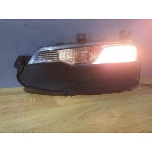 Feu antibrouillard gauche d'occasion Rexton 8320108C00 - Product Image 2