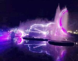 Fuente de Agua Digital con Cortina Gráfica Horticlub, Iluminación LED para Uso en Exteriores de Hoteles, Construcción de Acero Inoxidable, Diseño Moderno - Product Image 5