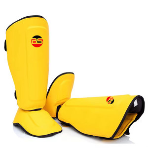 Espinilleras de Cuero para Muay Thai, con Logotipo Personalizado, Protección para Boxeo, Hechas en Pakistán, Colores Personalizados, Ecológicas, de Burhan Sports - Product Image 1